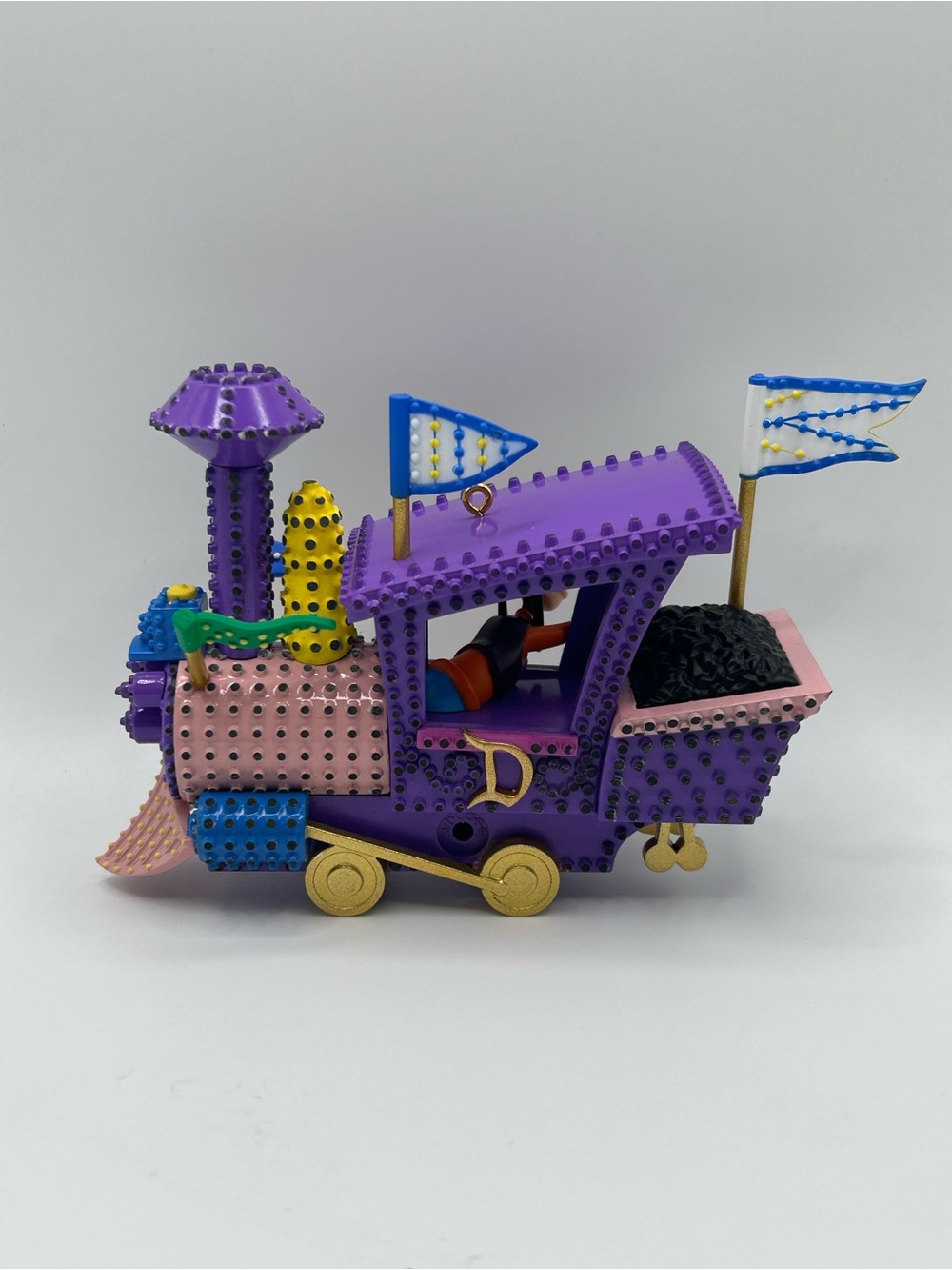 NEW Disney’s Electrical Parade Goofy Train Ornament 2025 - Picture 4 of 9